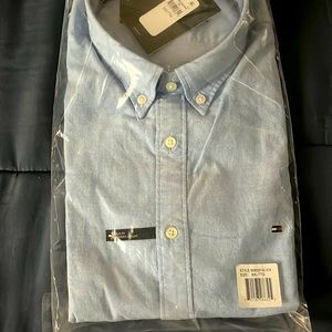 Tommy Hilfiger men's shirt. New w tags and packaging. XXL Slim